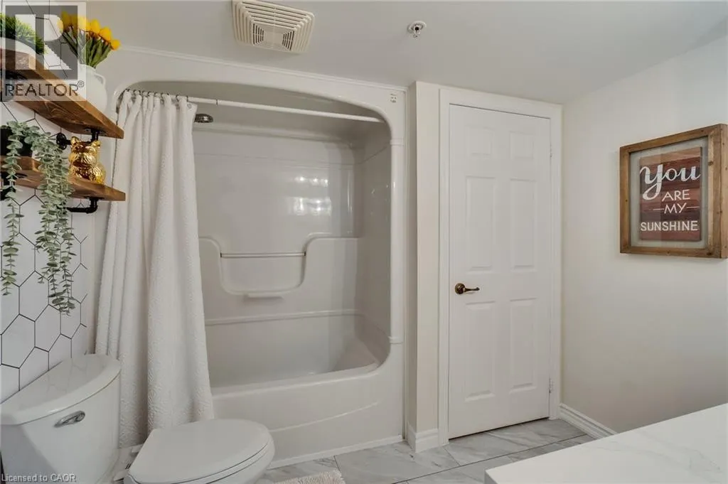 2045 APPLEBY Line Unit# 305, #305