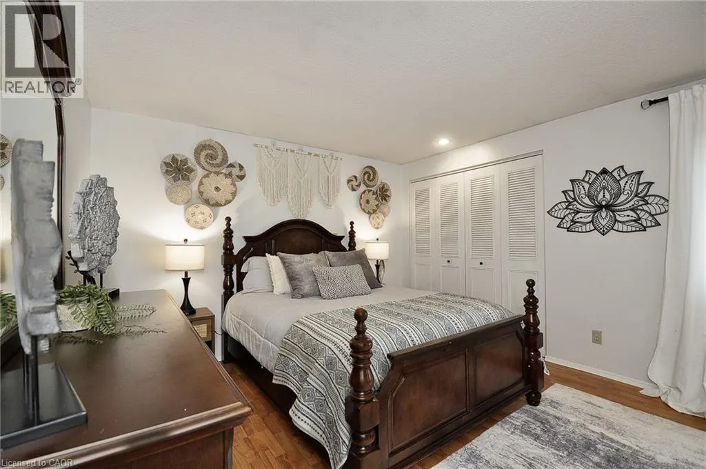 279 SANDOWNE Drive Unit# 21, #21