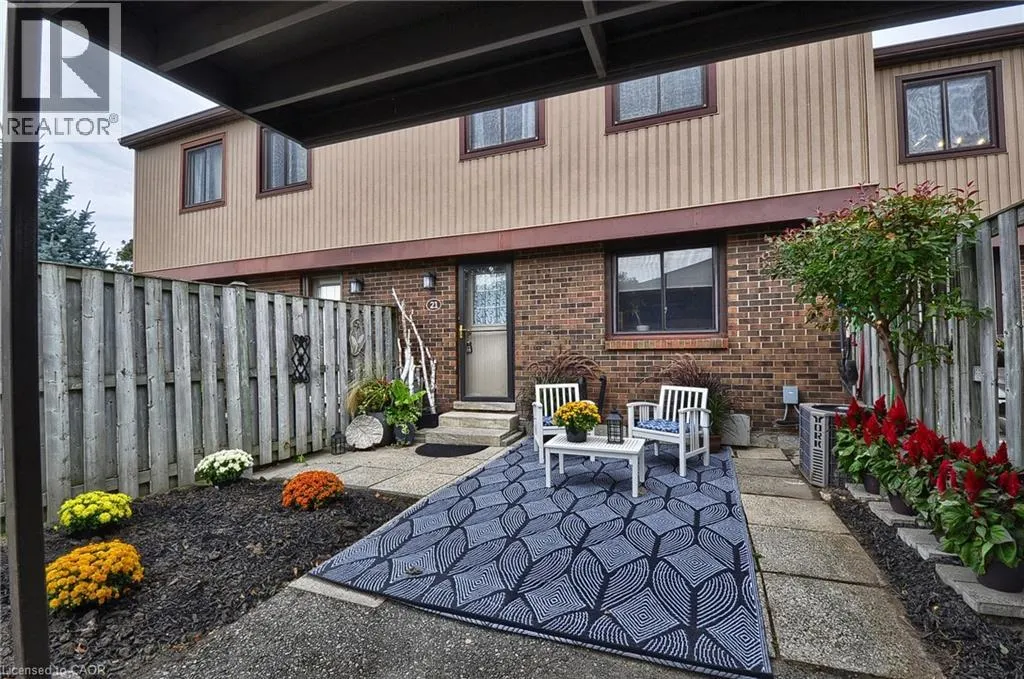 279 SANDOWNE Drive Unit# 21, #21