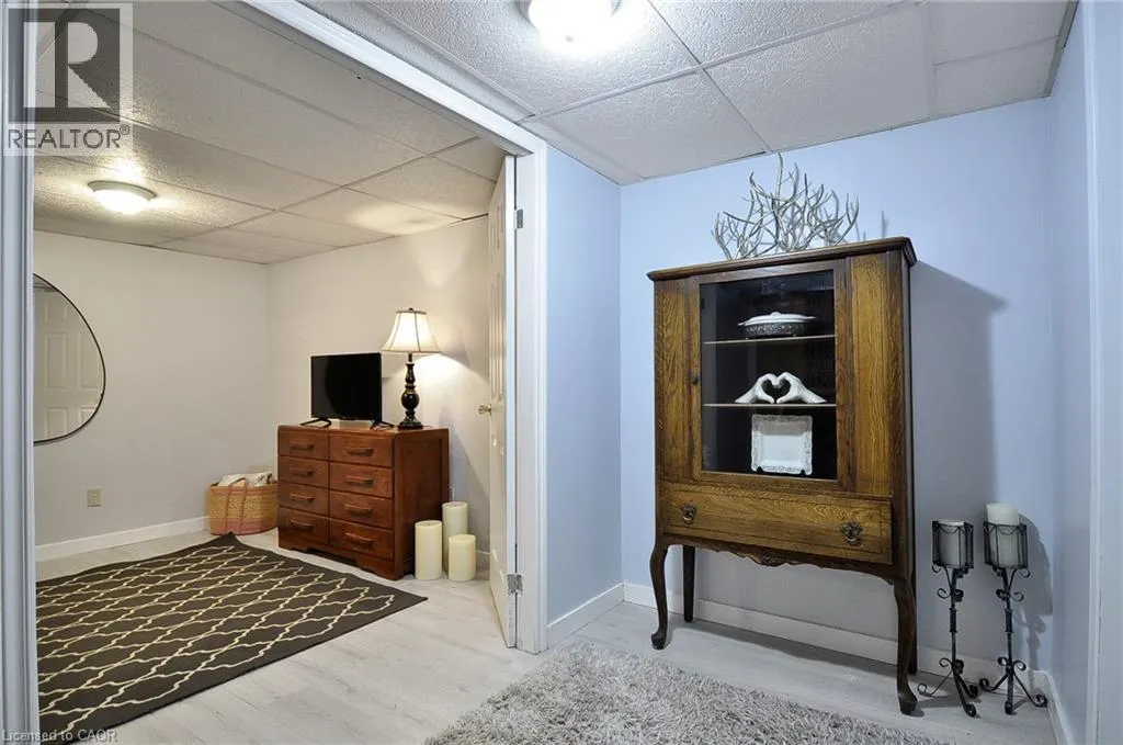279 SANDOWNE Drive Unit# 21, #21