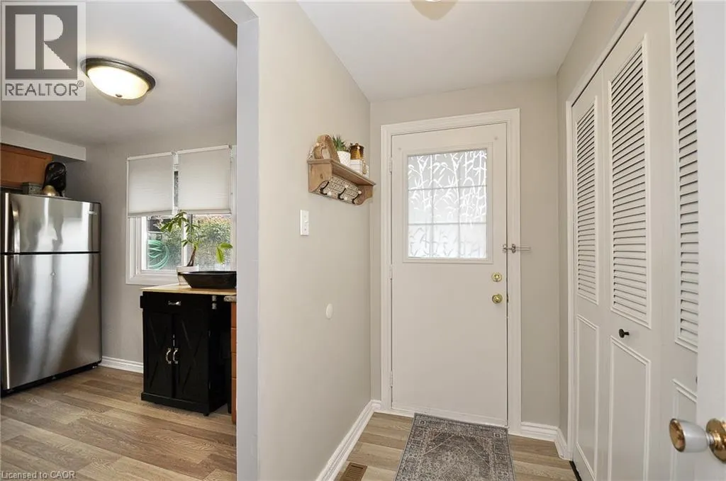 279 SANDOWNE Drive Unit# 21, #21