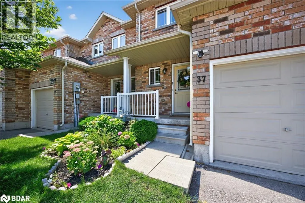 37 SOUTHWOODS Crescent Unit# 51, #51
