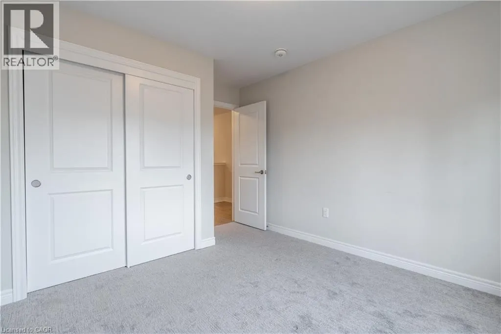 127 STARFIRE Crescent