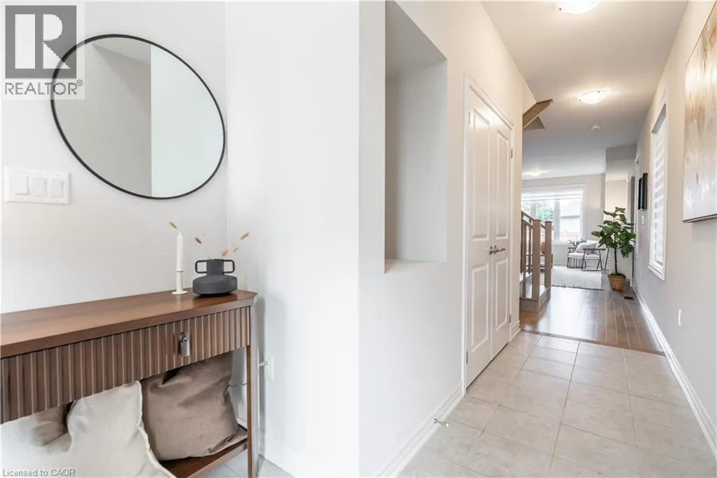 127 STARFIRE Crescent
