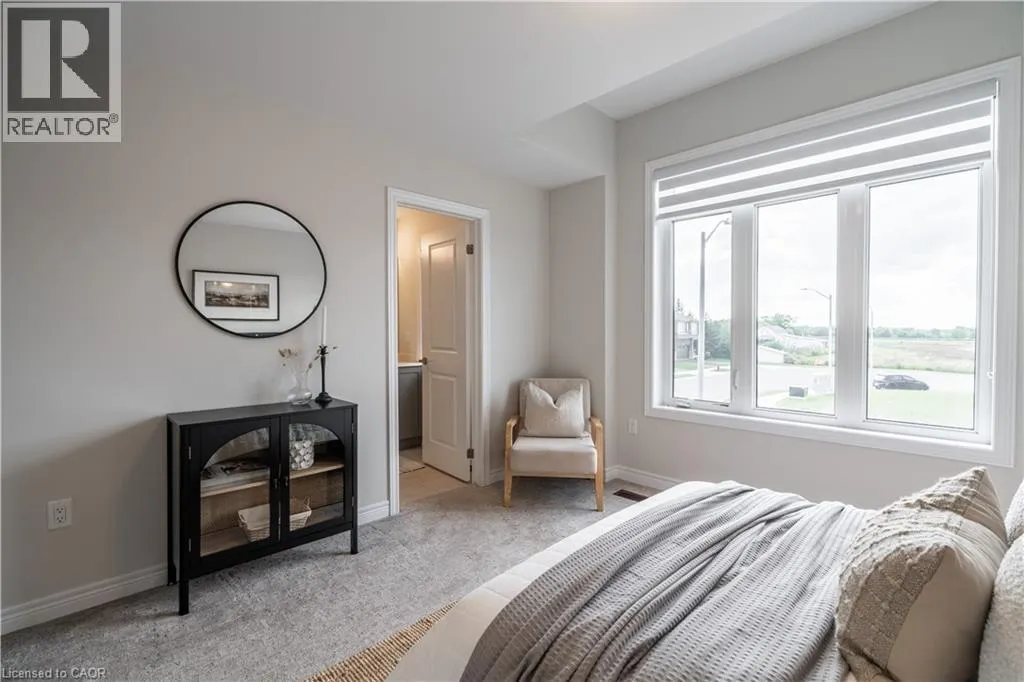 127 STARFIRE Crescent