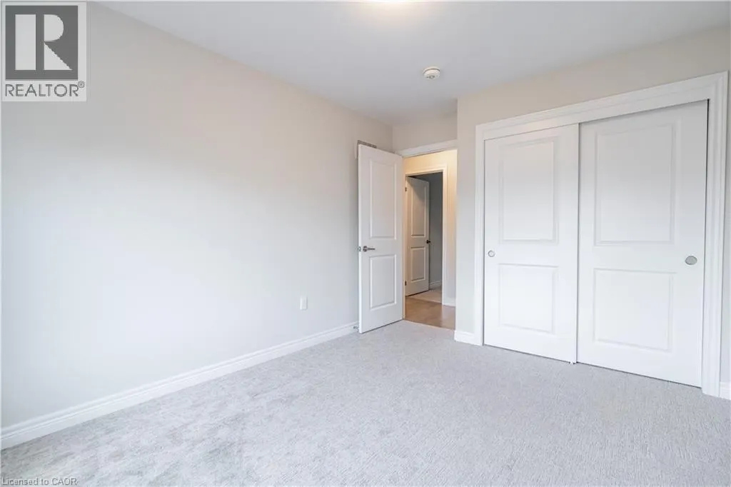 127 STARFIRE Crescent