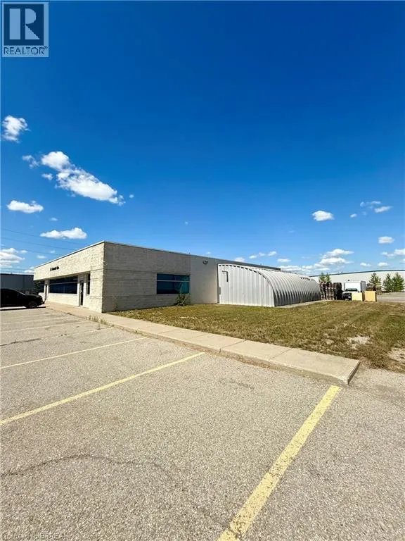 32 ZATONSKI Avenue Unit# 2, #2