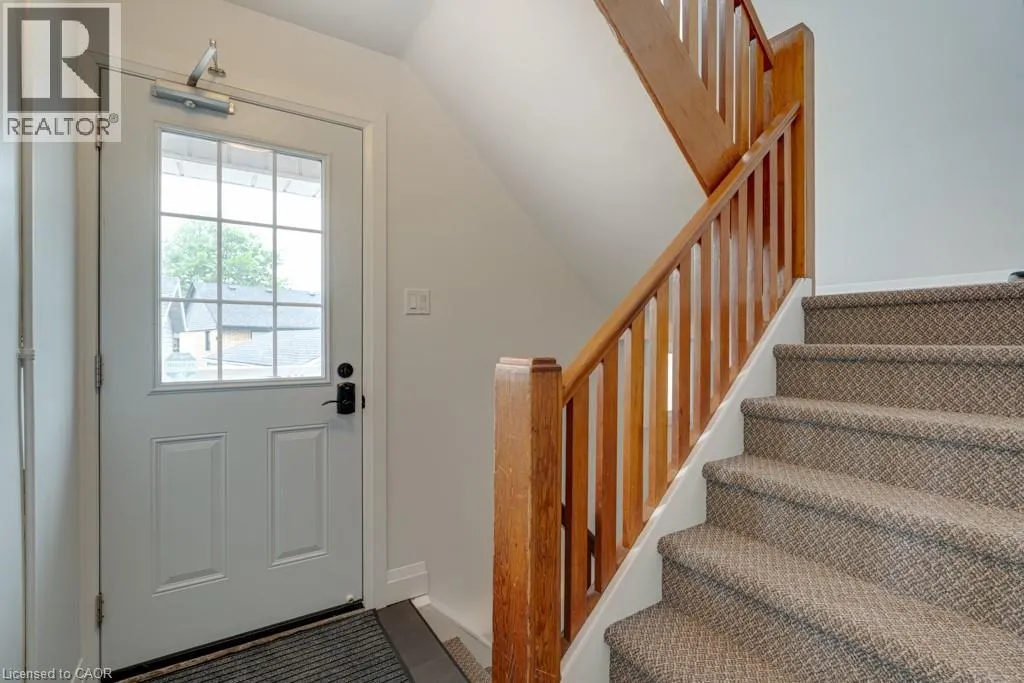 225 BRUCE Street Unit# 1, #1