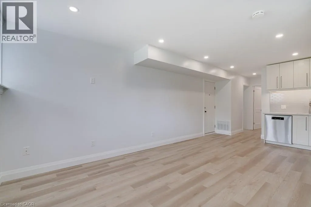 225 BRUCE Street Unit# 1, #1