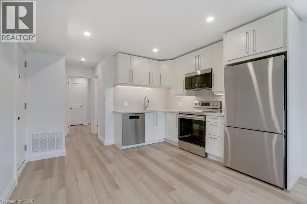 225 BRUCE Street Unit# 1, #1