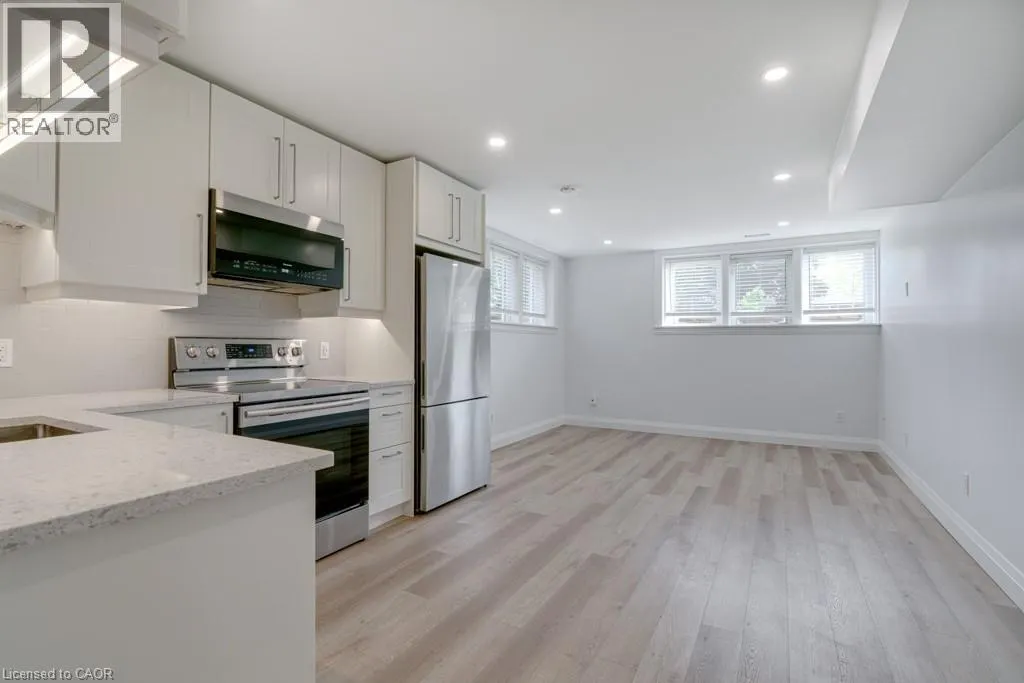 225 BRUCE Street Unit# 1, #1