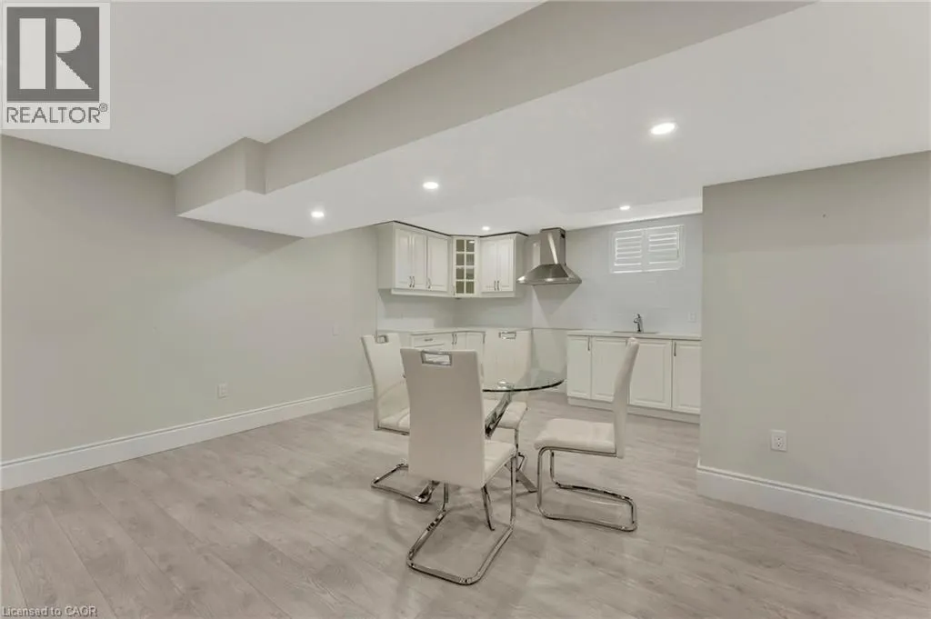 7 BERNINI Court