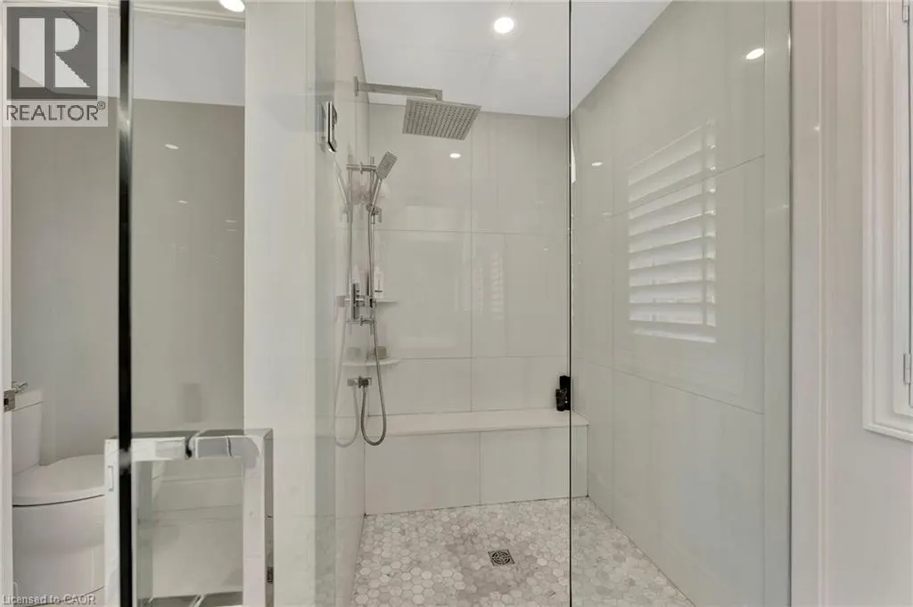 7 BERNINI Court