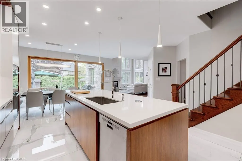 290 SHOREACRES Road
