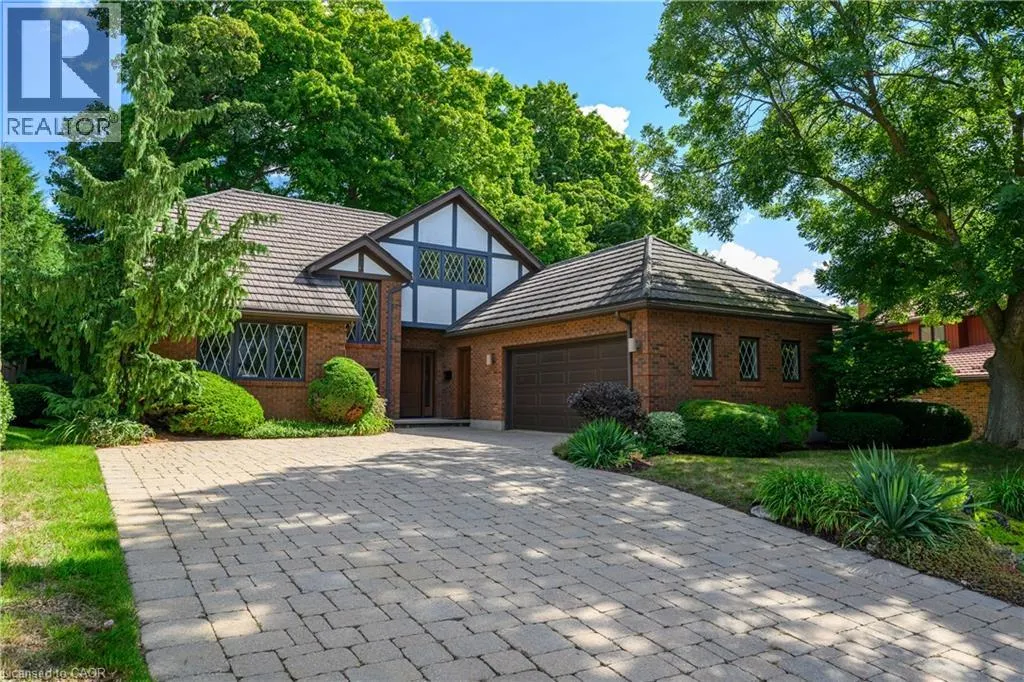 33 WALNUT Drive
