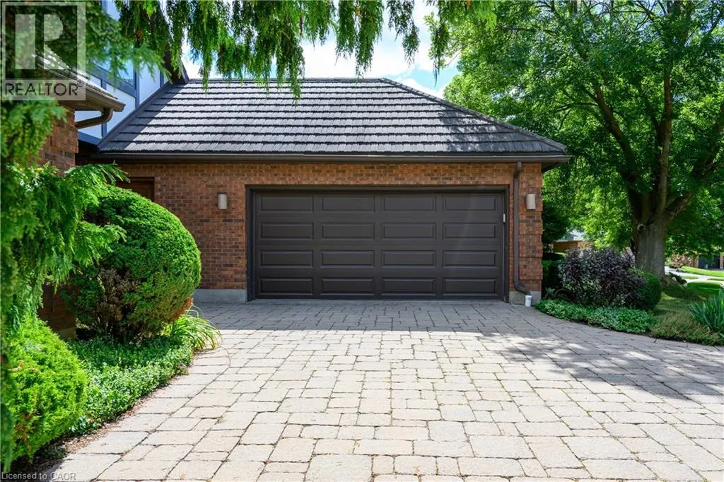 33 WALNUT Drive