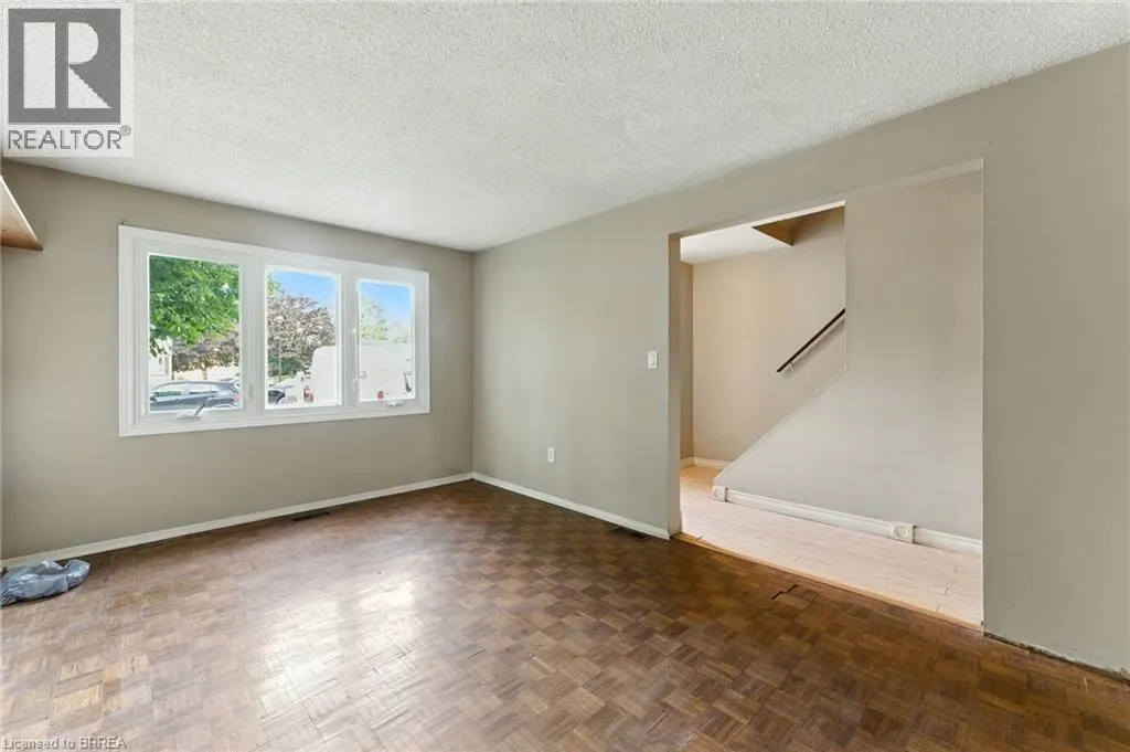 258 RICHARDSON Drive Unit# U6, #U6