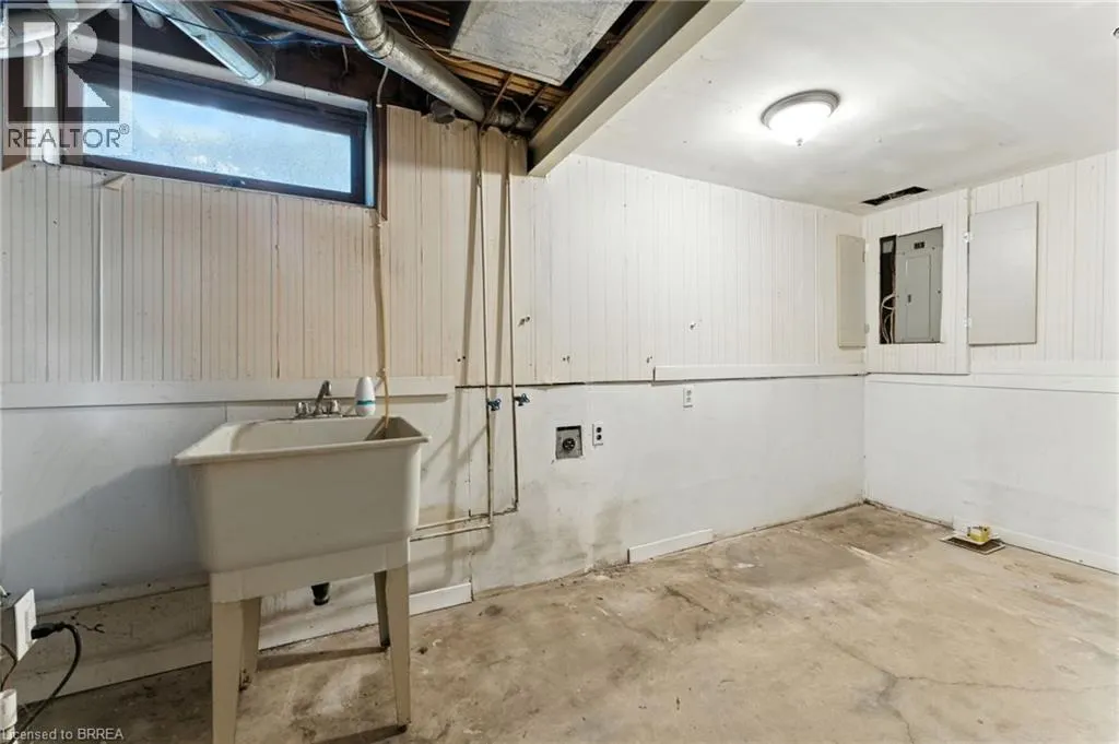258 RICHARDSON Drive Unit# U6, #U6