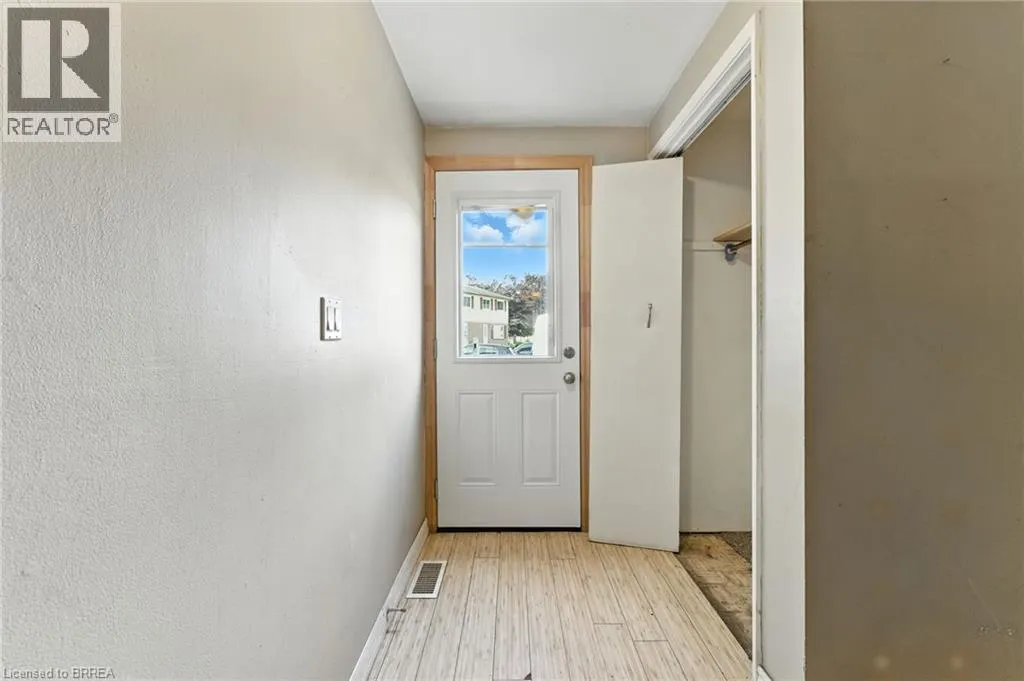 258 RICHARDSON Drive Unit# U6, #U6