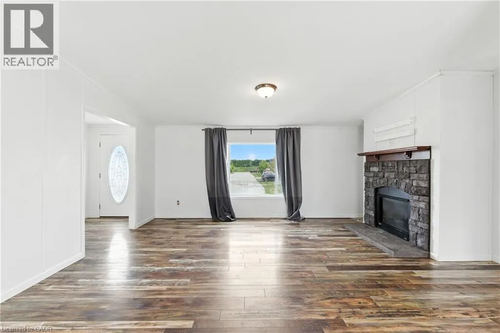 45 RIVERBEND Crescent
