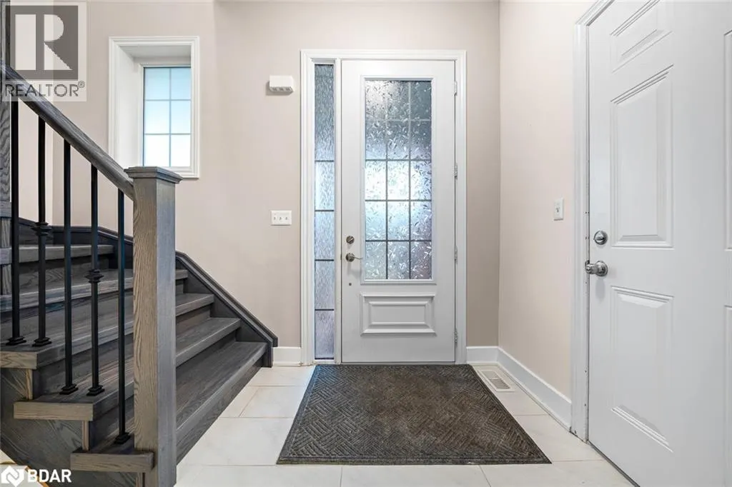 105 COLLIER Crescent
