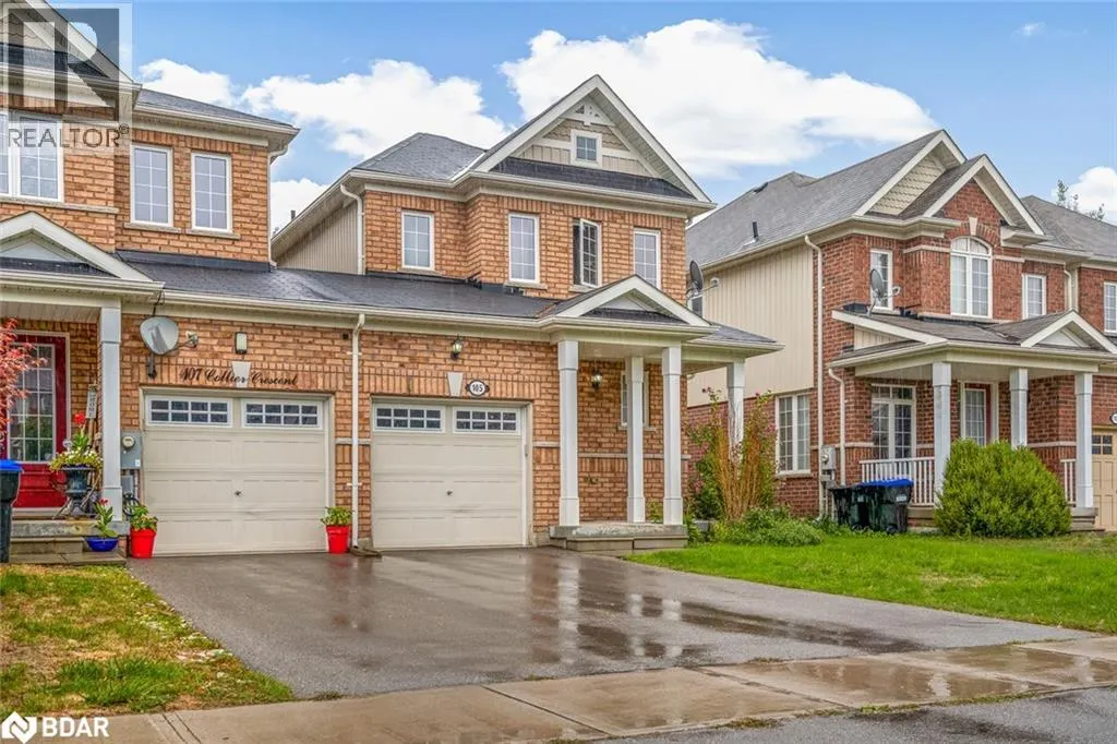 105 COLLIER Crescent