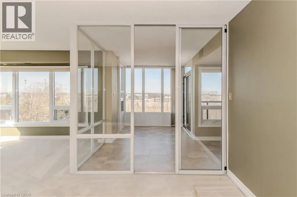 237 KING Street W Unit# 1008, #1008