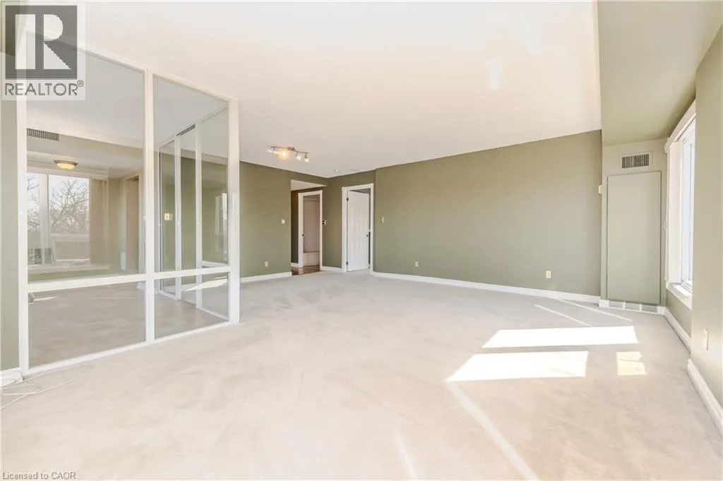 237 KING Street W Unit# 1008, #1008