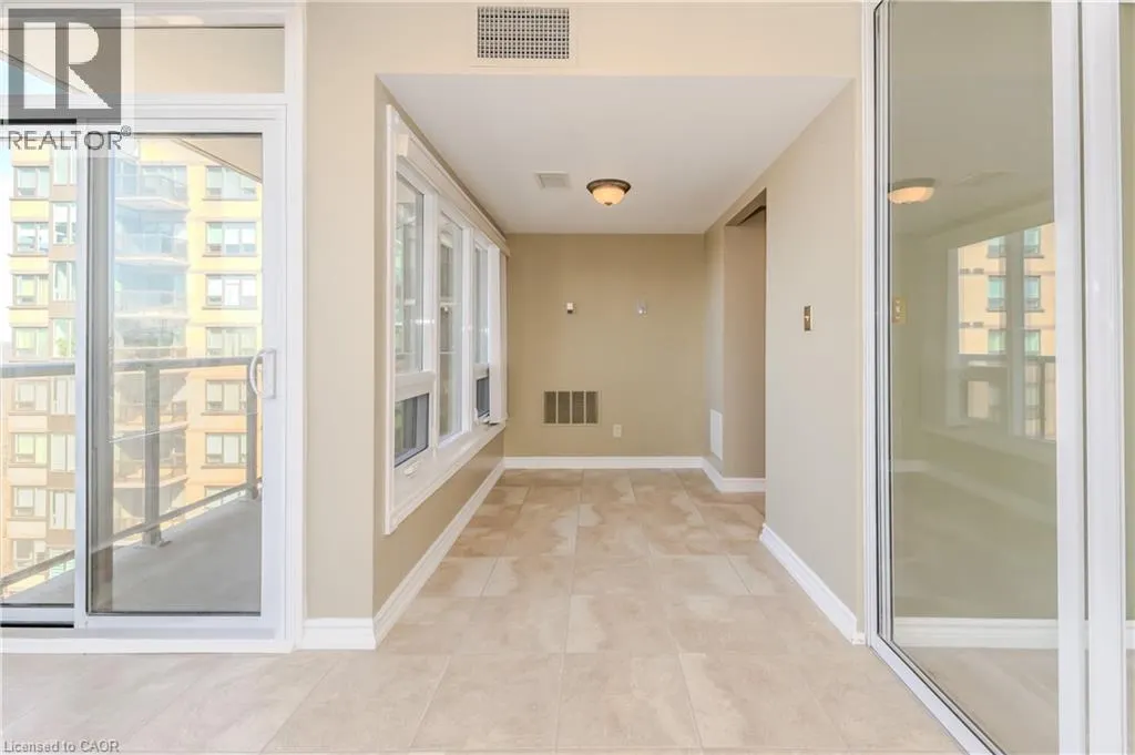 237 KING Street W Unit# 1008, #1008