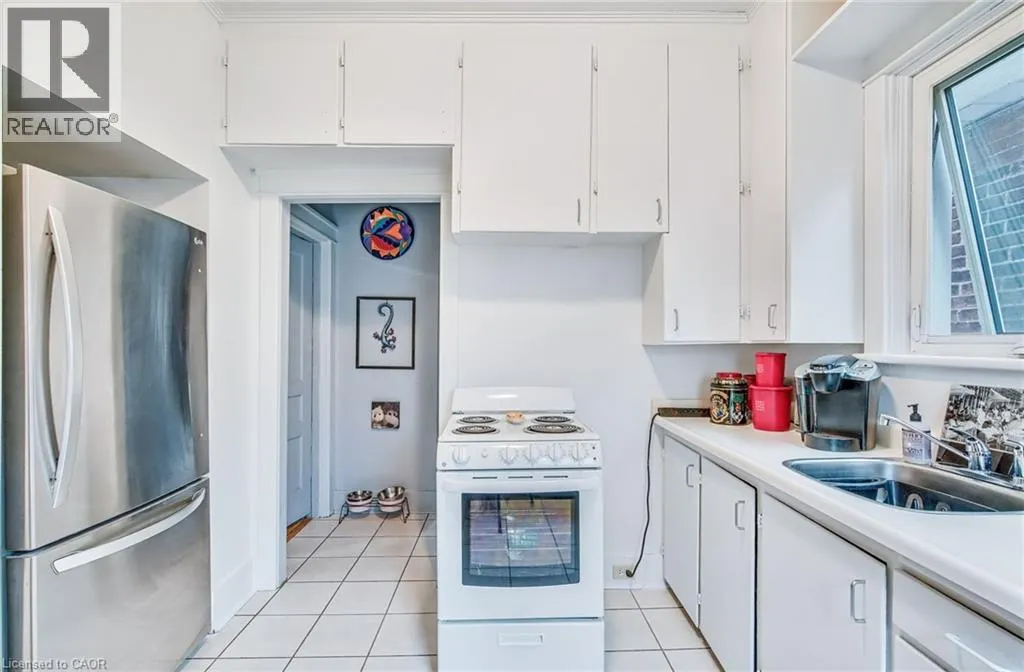 93 EAST 23RD Street