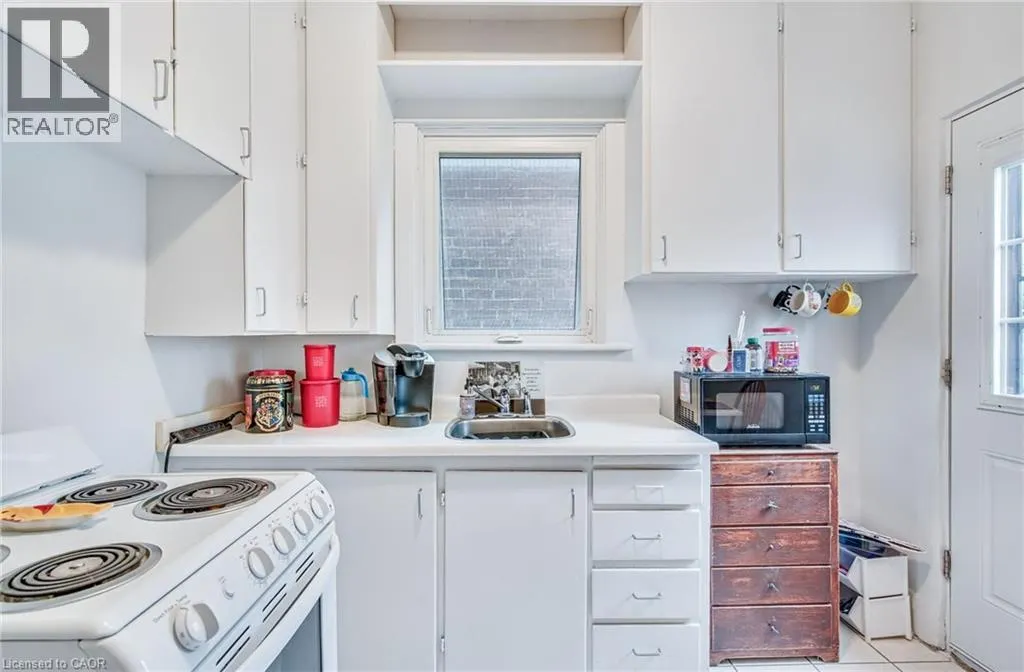 93 EAST 23RD Street