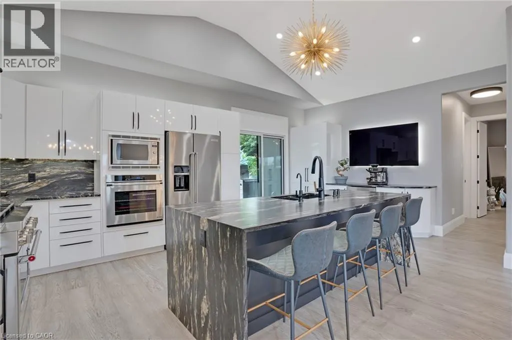 34 WOODCREST Court