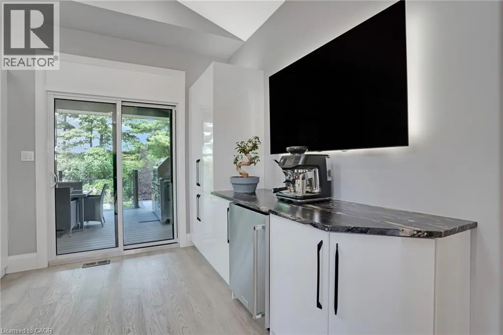 34 WOODCREST Court