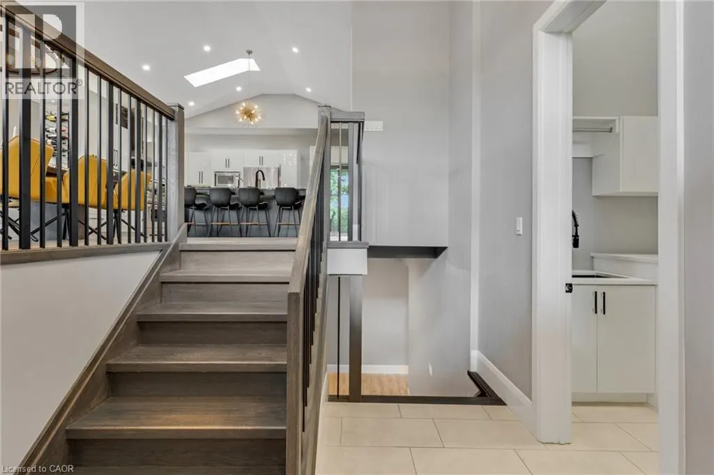 34 WOODCREST Court
