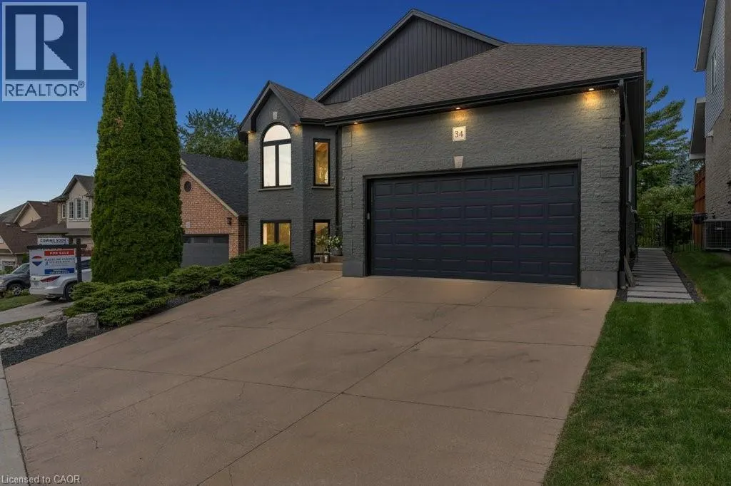 34 WOODCREST Court