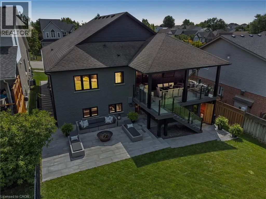 34 WOODCREST Court