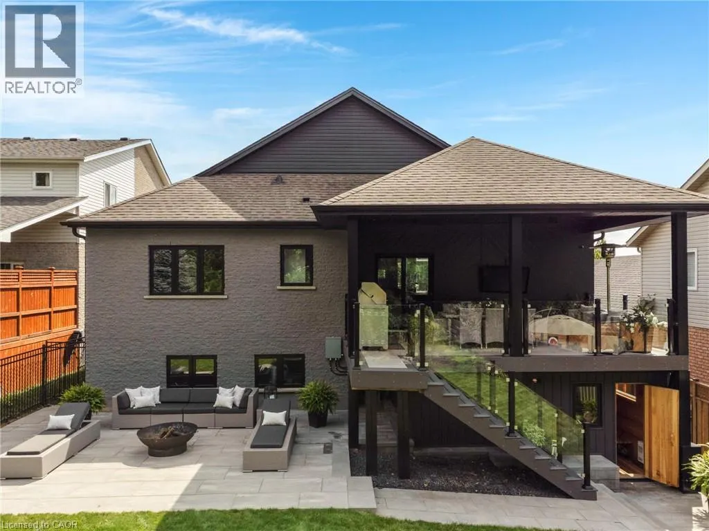 34 WOODCREST Court