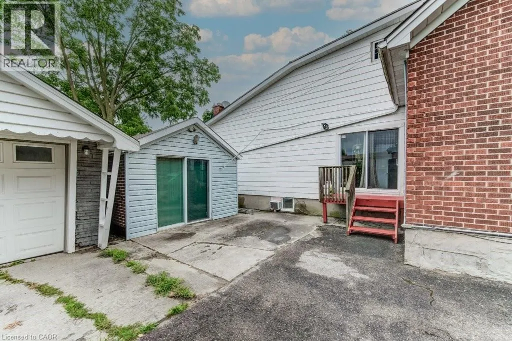 56 LILAC Street