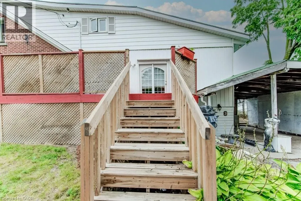 56 LILAC Street