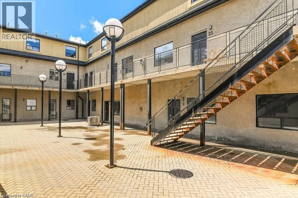 12 BRIDGEPORT Road E Unit# 20, #20