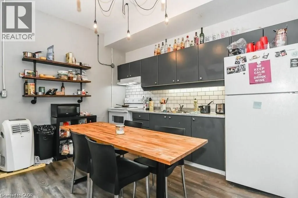 12 BRIDGEPORT Road E Unit# 20, #20