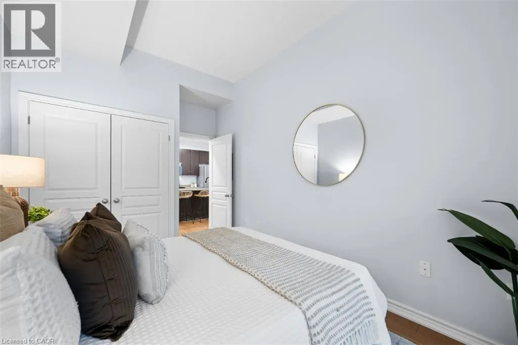 5070 FAIRVIEW Street Unit# 107, #107