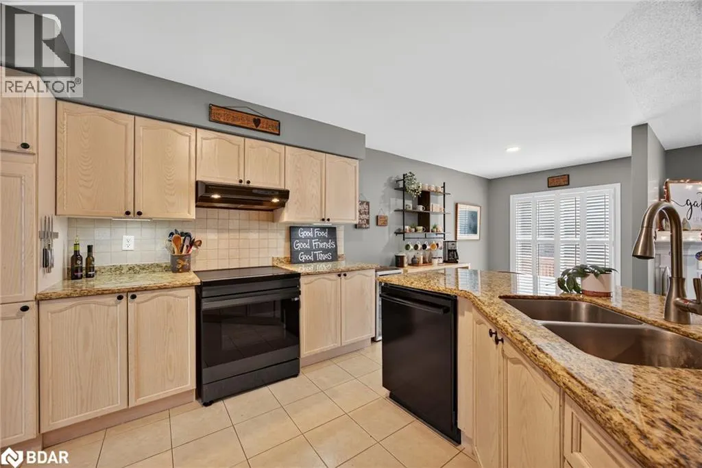 11 NORTHWOOD Drive