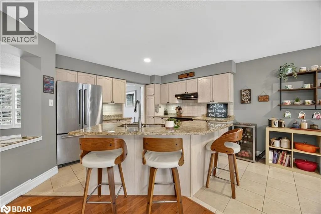 11 NORTHWOOD Drive