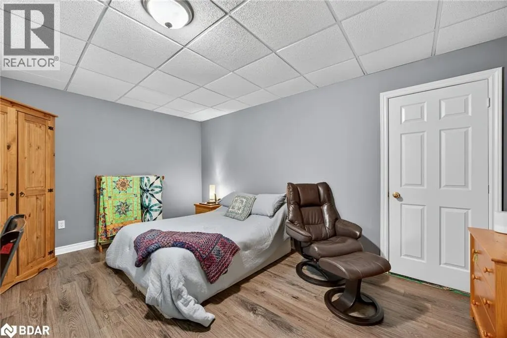 11 NORTHWOOD Drive