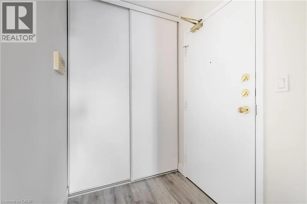90 DALE Avenue Unit# 905, #905