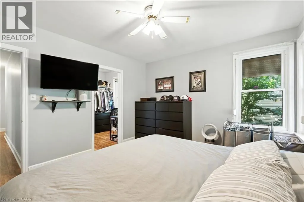 2 AVALON Place