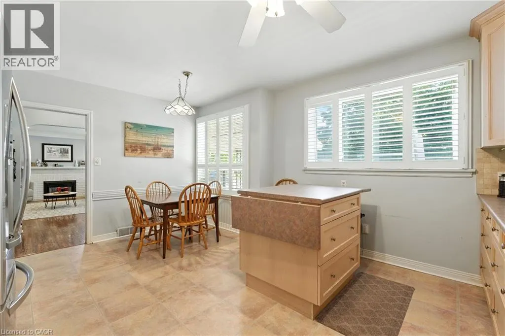 2 AVALON Place