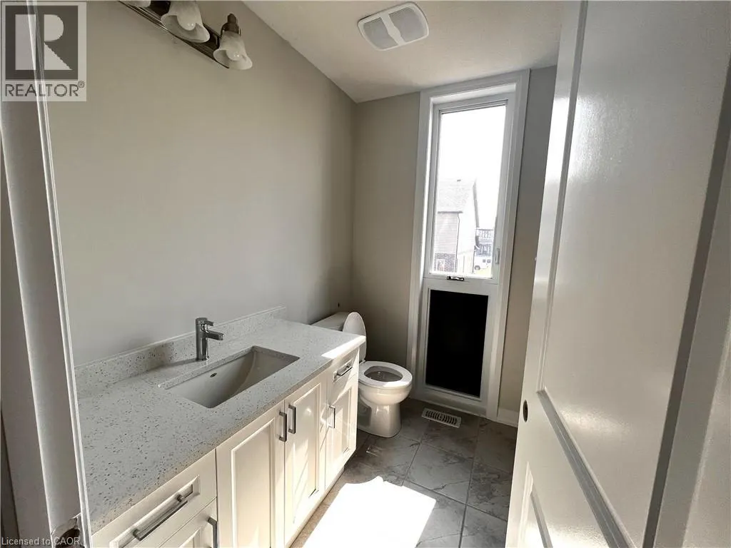 261 WOODBINE Avenue Unit# F001, #F001