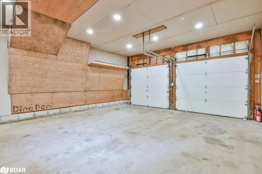 2095 DWYER Road